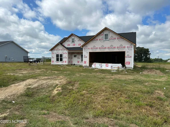 58 Cindy Road, Richlands, NC 28574