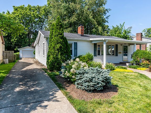 3rd image of 550 Stratford Dr