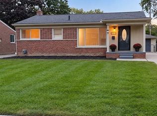 22979 Marter Rd, Saint Clair Shores, MI 48080