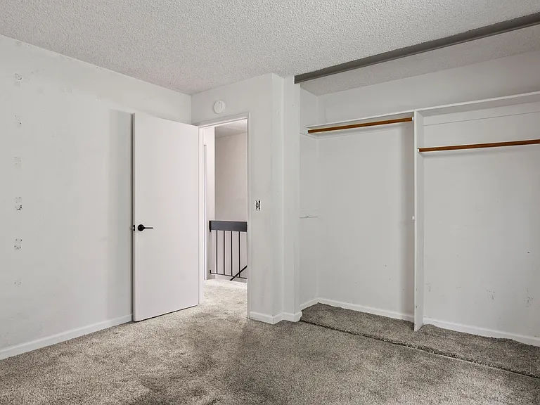 448 Lilac Ct — Photo 19