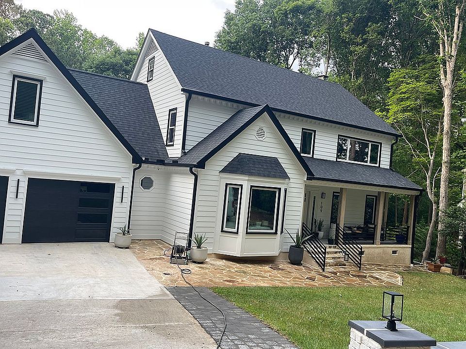 2nd image of 109 Lochwood East Dr