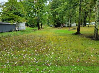 Maple Dr, Williamsfield, OH 44093