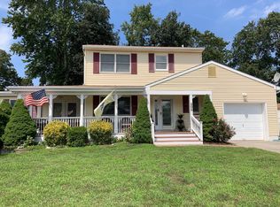 202 Amhurst Rd, Cape May, NJ 08204