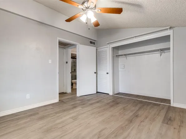 12818 Midway Rd, Dallas, TX