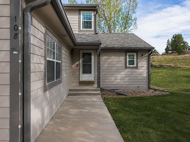 108 Cobblestone Dr — Photo 26