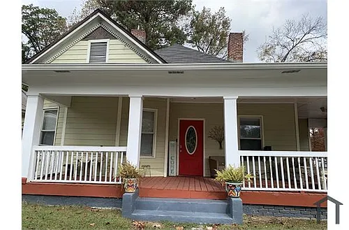 1153 Oak St SW Photo 1