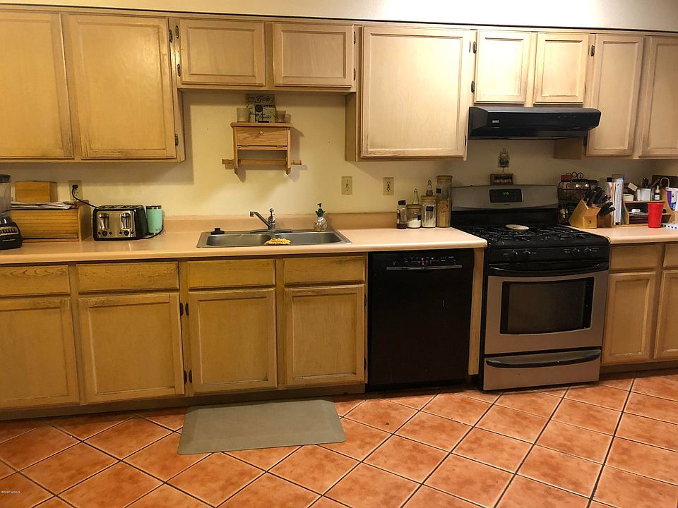 2nd image of 1840 W University Heights Dr N