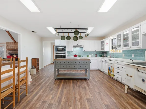 2818 Ward Mountain Rd, Palo Pinto, TX 76484