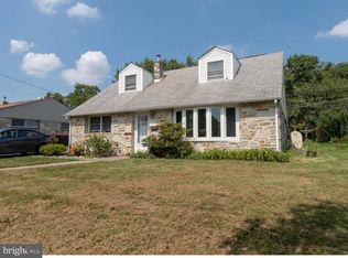 2524 Laurel Dr, Bristol, PA