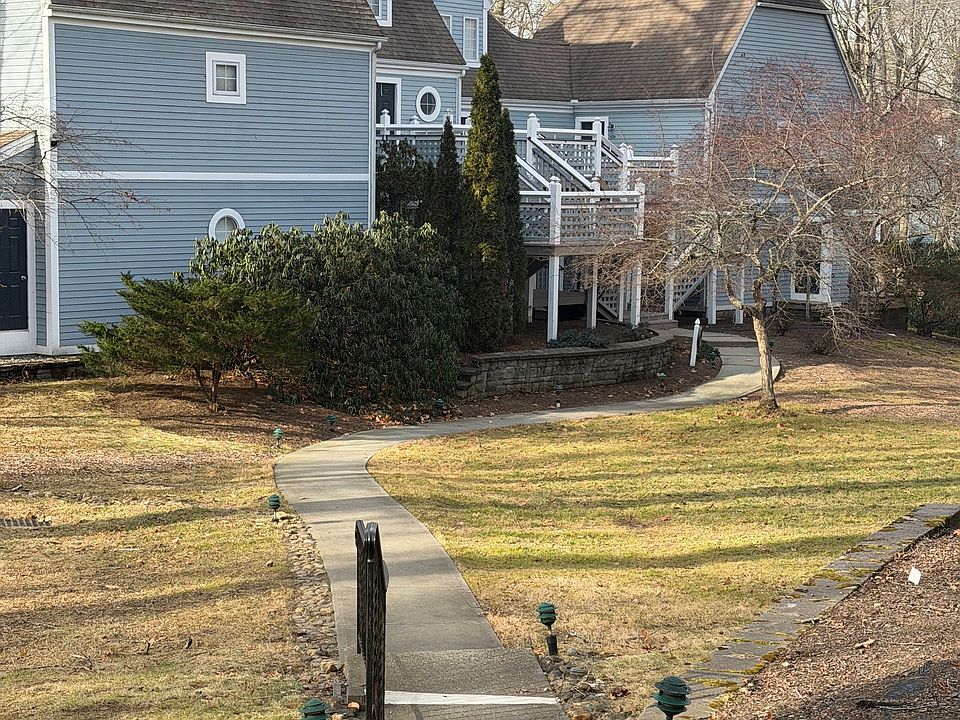 1st image of 1114 Old Pond Lane #1114