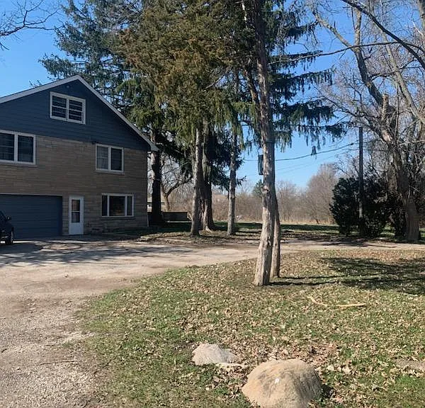 35580 N Knowles Rd — Photo 3