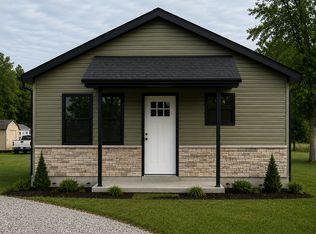 391 Country Manor St, North Vernon, IN 47265