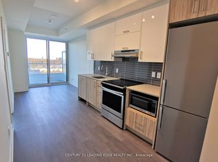 180 Fairview Mall Dr #711, Toronto, ON M2J 0G4