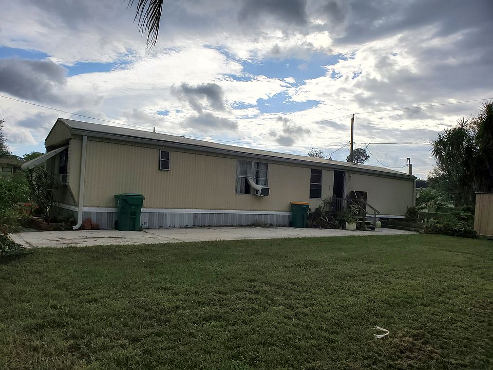 1st image of 15483 Lime Dr