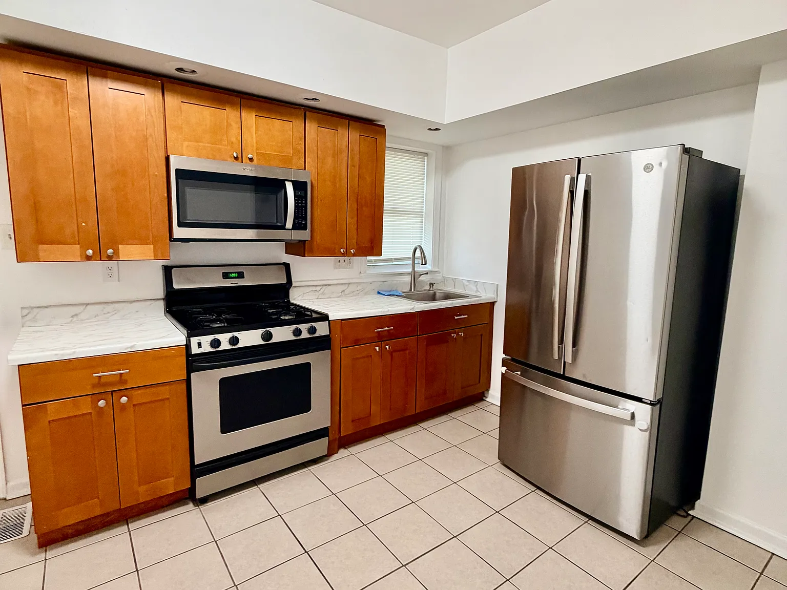 5023 Tacoma Street — Photo 3
