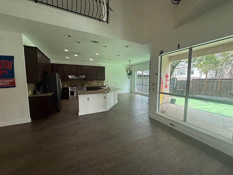 5235 Willis Ave — Photo 17