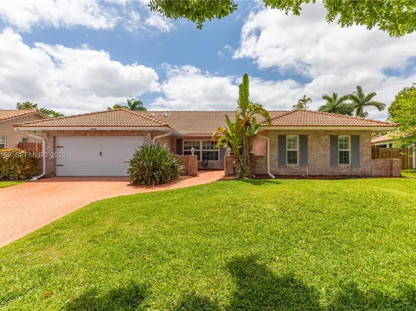 1261 NW 95th Ave, Plantation, FL 33322