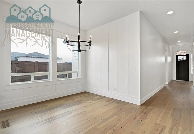 10642 W Lothbury Dr — Photo 17