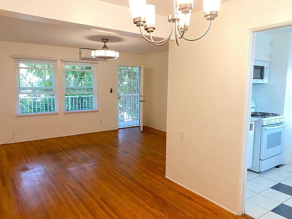 1st image of 4678 Boundary St