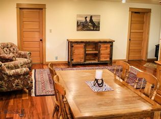 402 N Bridge St, Twin Bridges, MT 59754