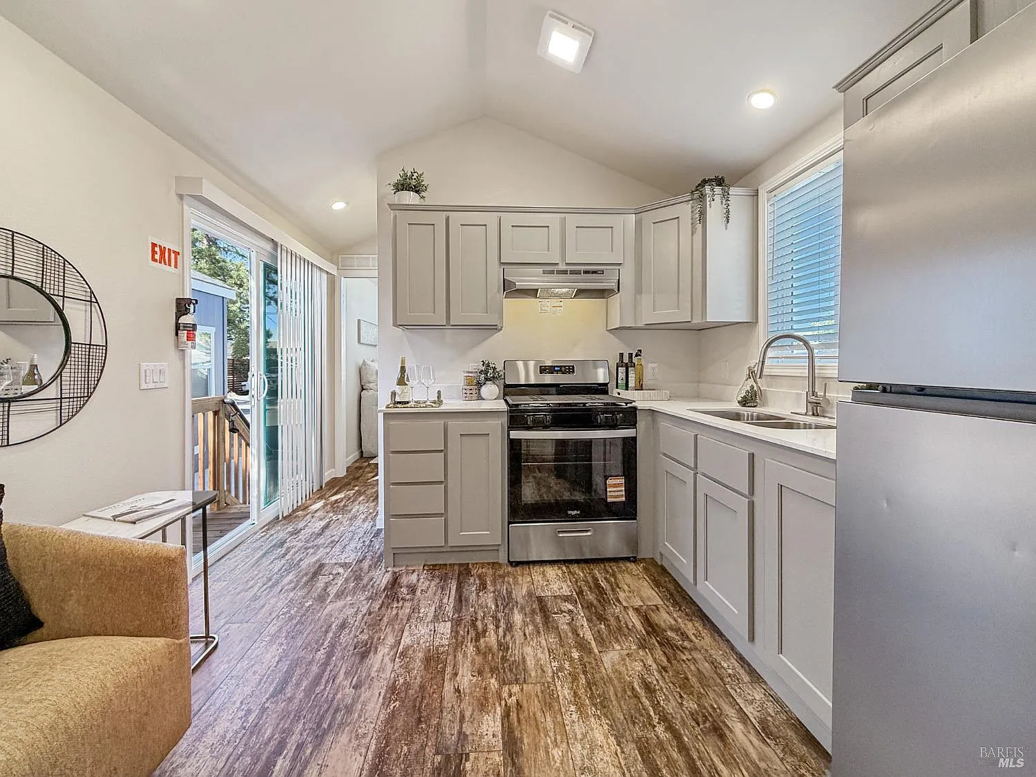 101 Colgan Avenue #3 - Photo 5