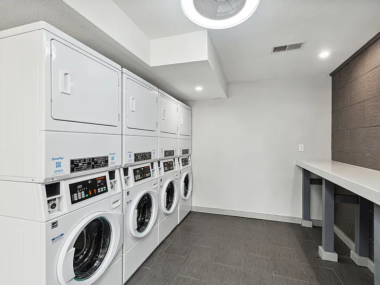The Ace Apartments — Photo 26