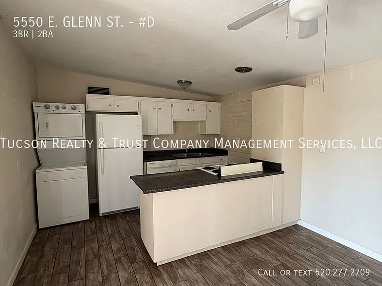 5550 E Glenn St #D — Photo 4