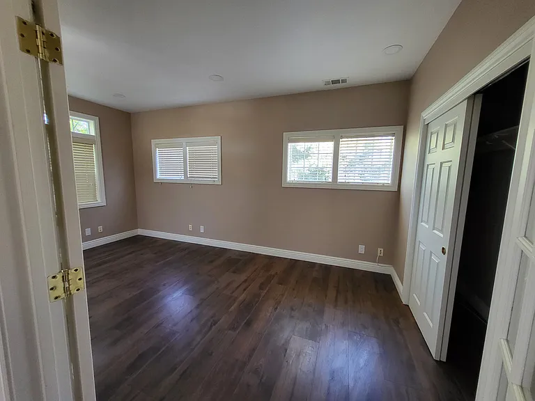 216 Spring St #1 — Photo 9