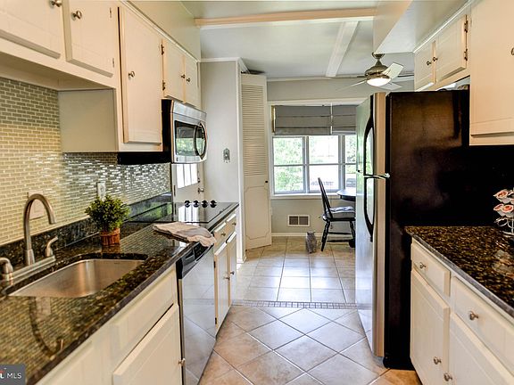 5th image of 9807 Copeland Dr