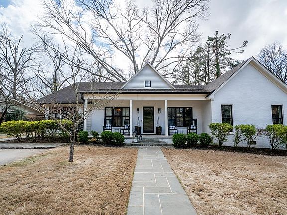 2nd image of 412 Longest Rd