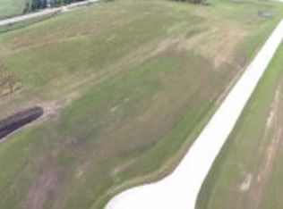 1824 Yorkville Meadows Ct, Union Grove, WI 53182