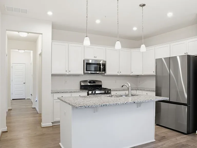 1521 Redoubt Rd #3B — Photo 3