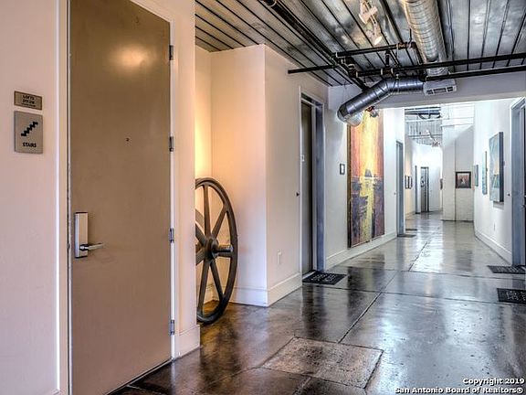 5th image of 1401 S Flores St APT 217