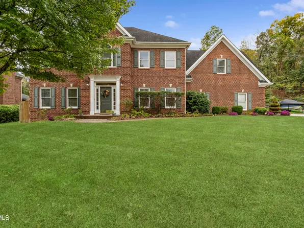 2824 Berkshire Ln, Kingsport, TN 37660
