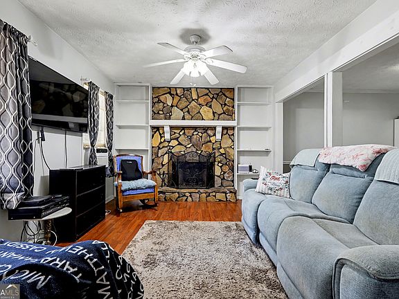 5th image of 114 Longview Rd