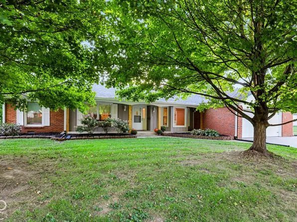 771 Maple Ln, Westfield, IN 46074