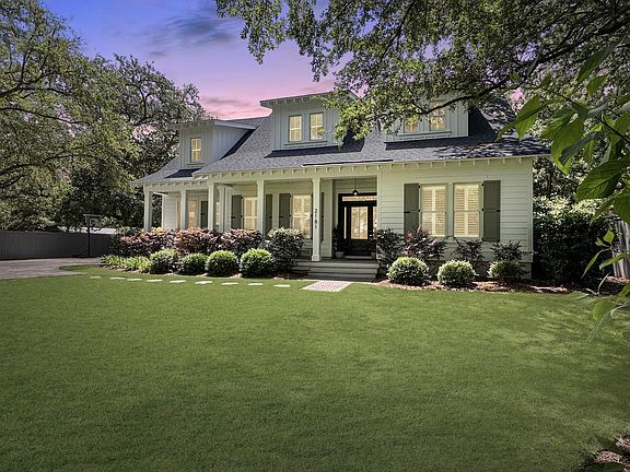 2nd image of 2181 Parkway Dr