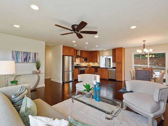 5th image of 296 Seaside Dr