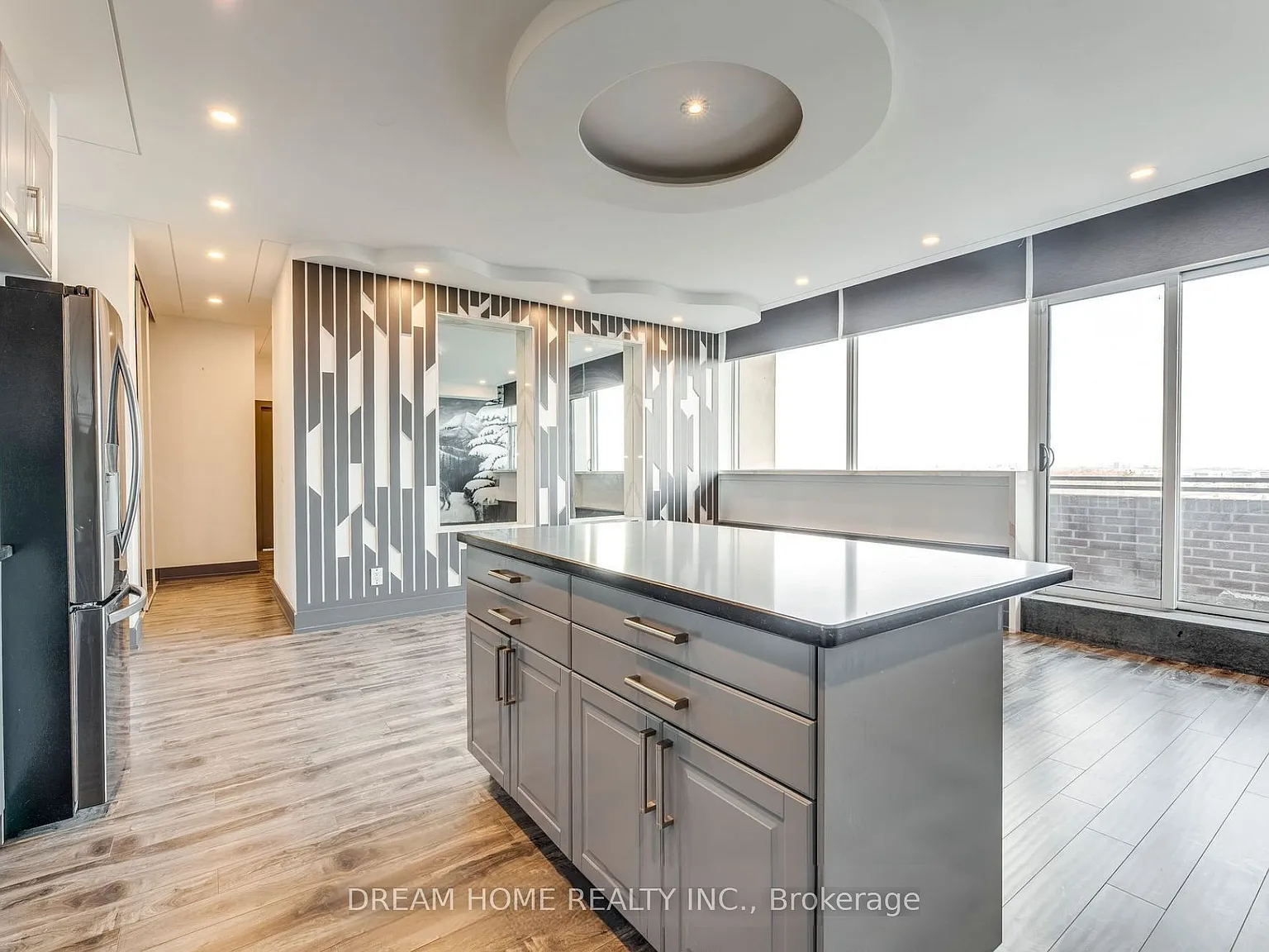 2 bed, $3,000 — Photo 3