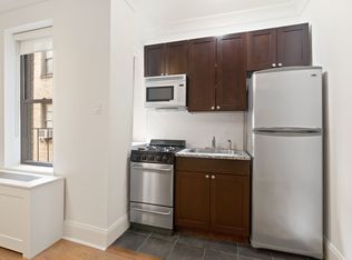 225 W 23rd St #2254F, New York, NY 10011