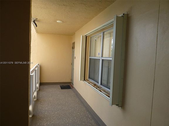 4th image of 9241 Sunrise Lakes Blvd APT 201