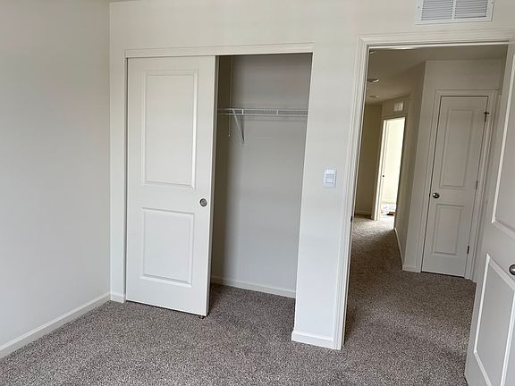 3rd image of 335 Basin Ct