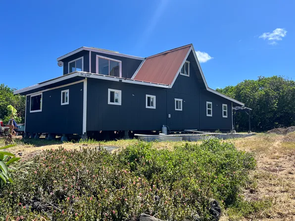 94-6347 Makai St, Naalehu, HI 96772