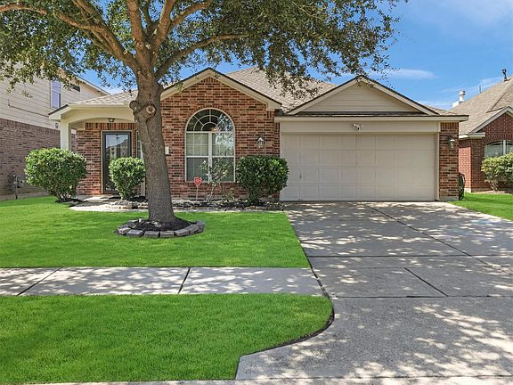 3rd image of 21522 Colton Cove Dr