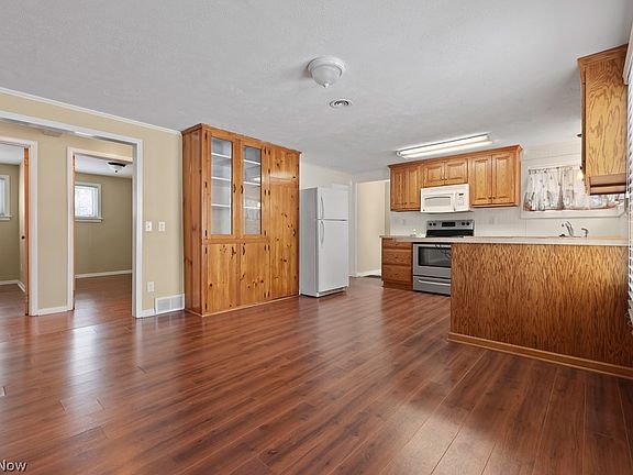 4th image of 888 Fairfield School Rd