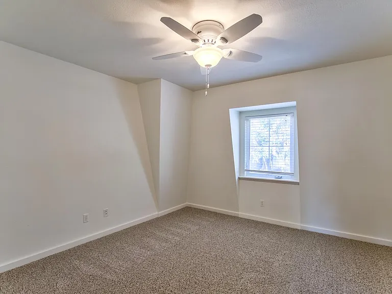 2BR - Bed room 2