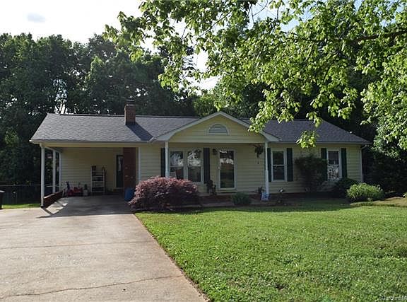 3rd image of 4201 Wrentree Dr