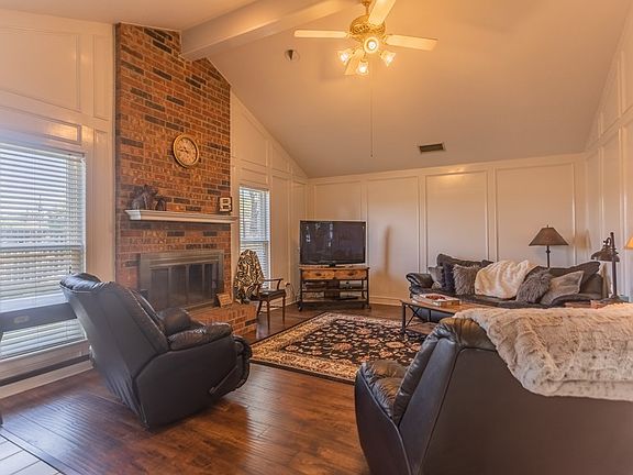 3rd image of 2307 Bobwhite Dr