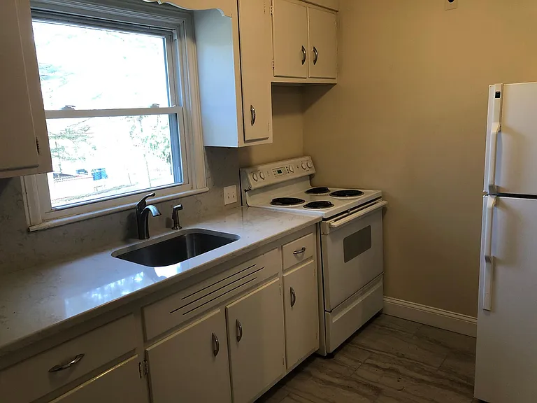 32 Forbus St #A — Photo 5