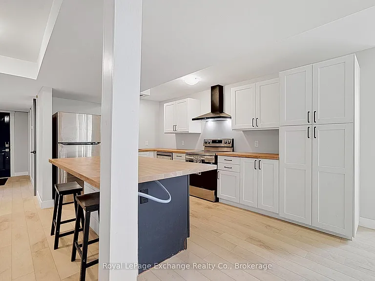34 Queen Ave #LOWER — Photo 14